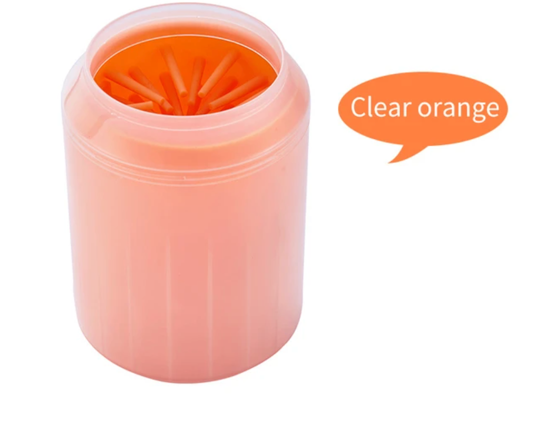 Twist-and-clean action of the portable dog paw washer